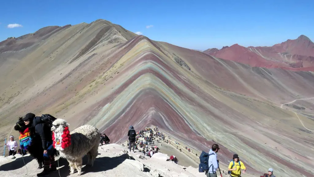 Sacred Valley · Machu Picchu · Rainbow Mountain 5D/4N